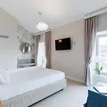 Oriana Homel 4*