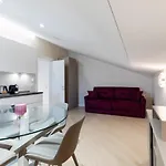 Oriana Homel Aparthotel 4*