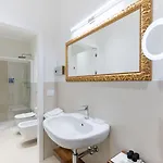 Oriana Homel Aparthotel