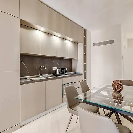 Appart hôtel Oriana Homèl 5*
