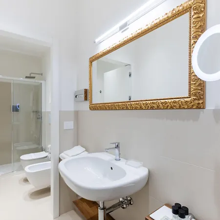 Oriana Homel アパートホテル