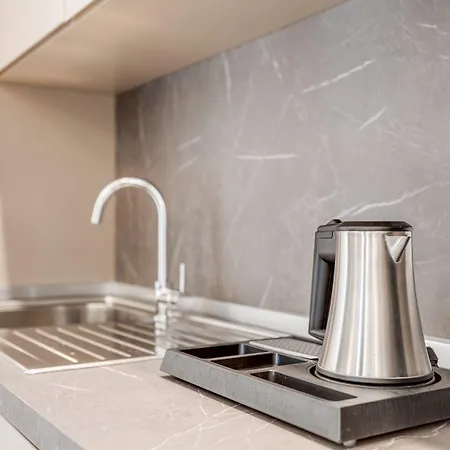 アパートホテル Oriana Homel