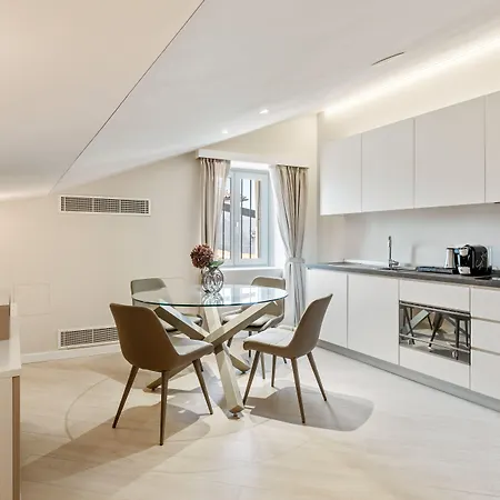 Oriana Homel ウーディネ