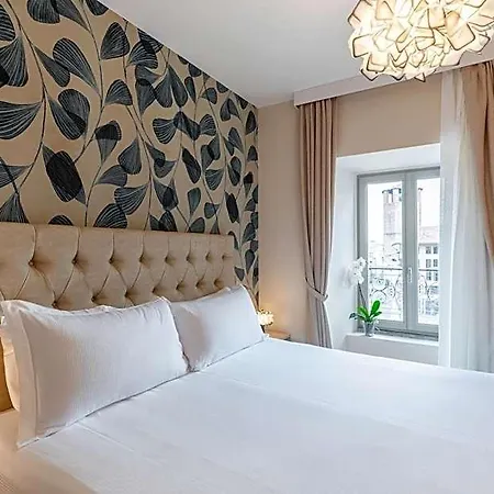 Oriana Homel 4*